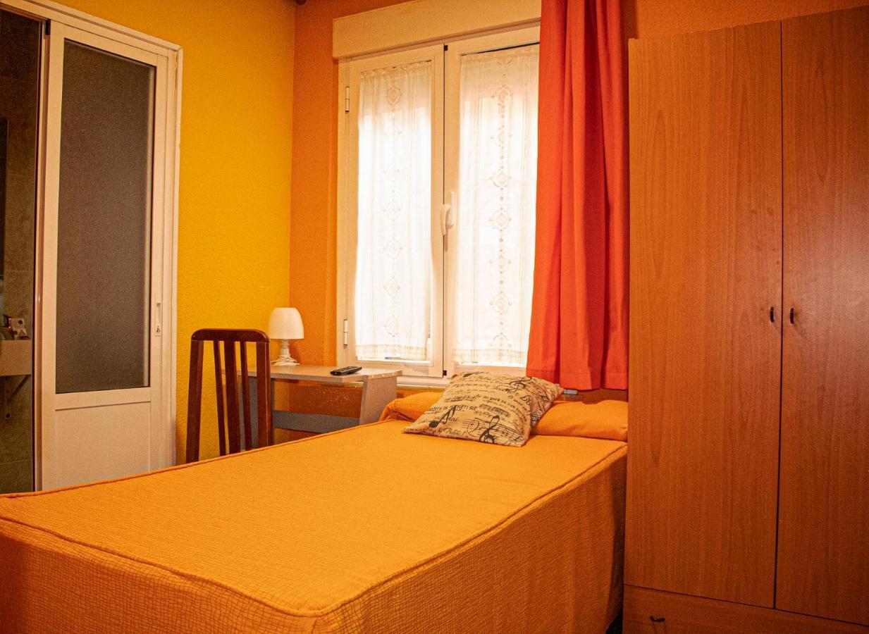 Residencia Salamanca Universitaria Hotell Exteriör bild